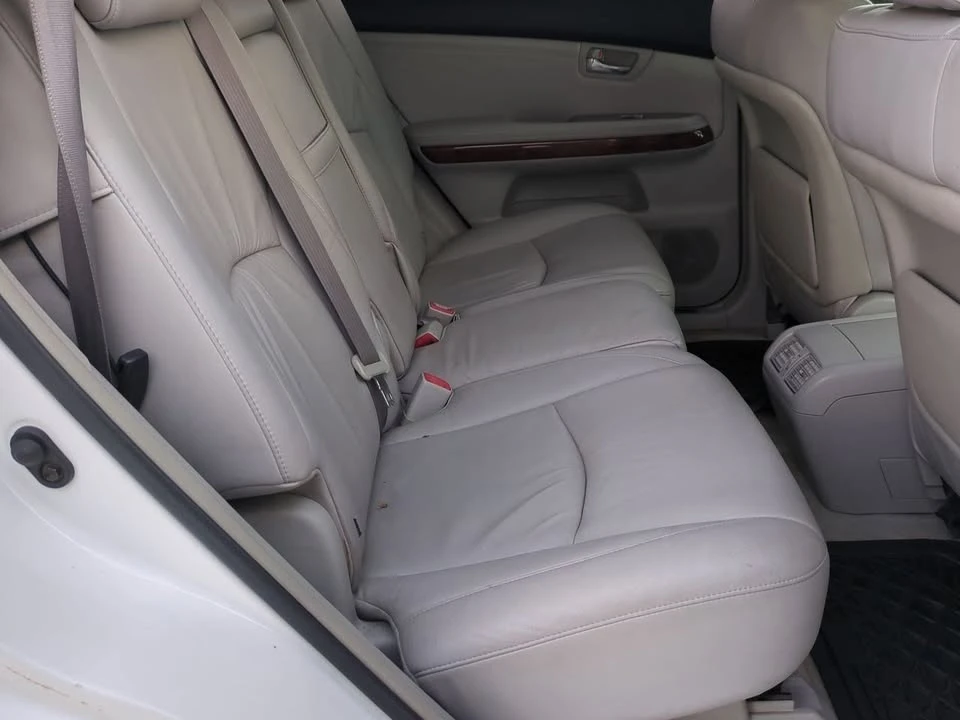 2004 Lexus RX 2nd Gen - Image 9 of 19