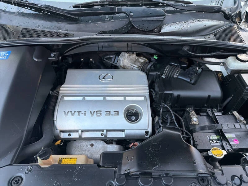 2004 Lexus RX 2nd Gen - Image 12 of 20