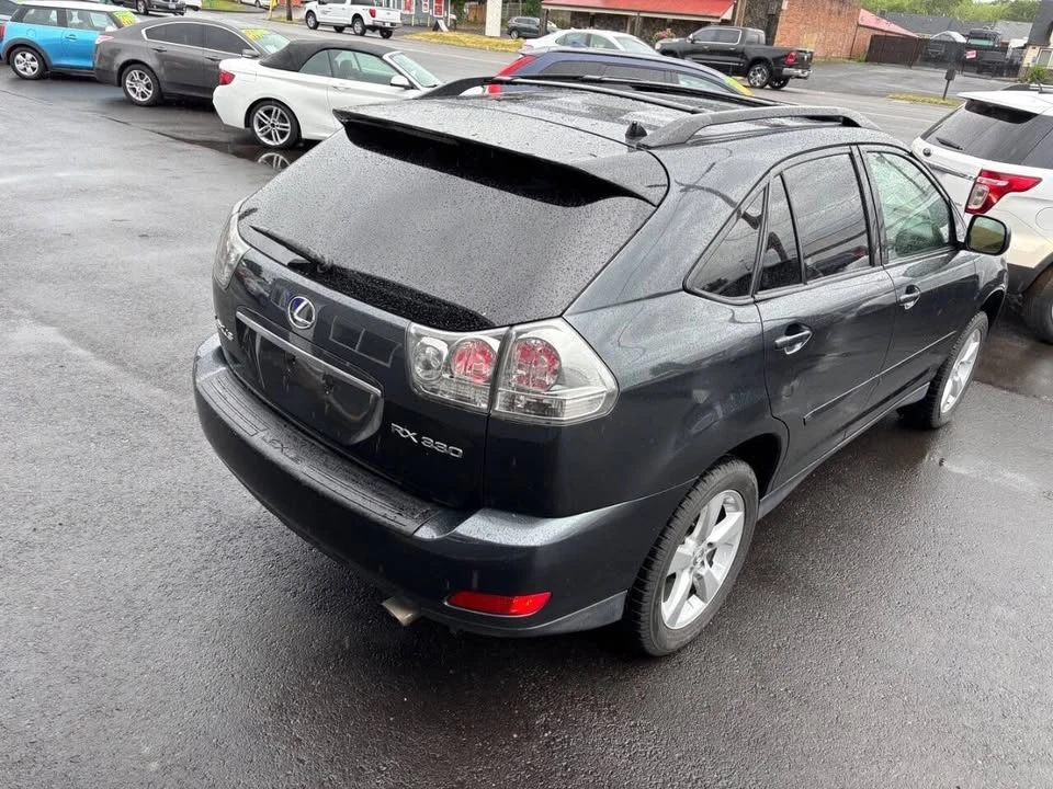 2004 Lexus RX 2nd Gen - Image 8 of 19