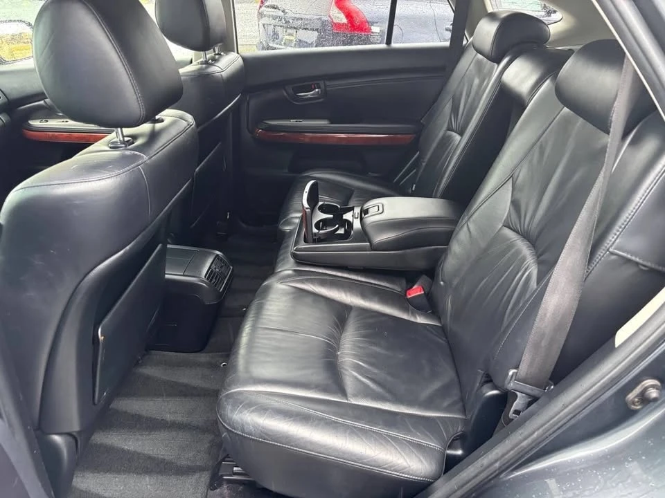 2004 Lexus RX 2nd Gen - Image 15 of 19