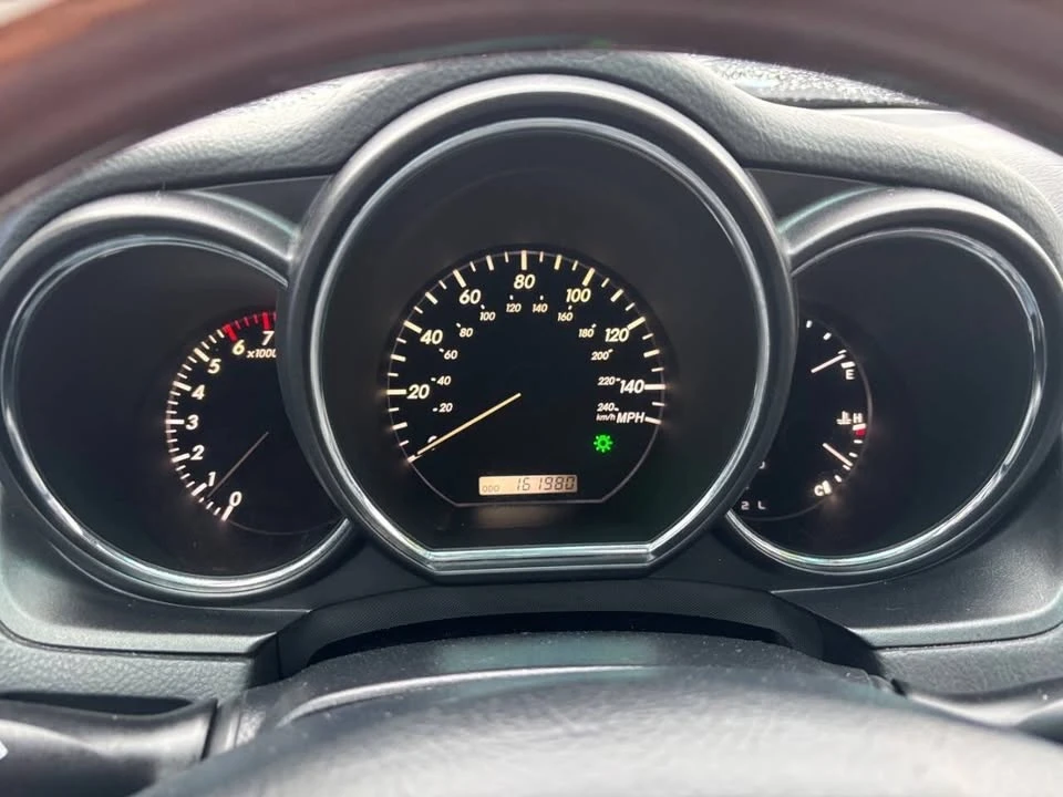 2004 Lexus RX 2nd Gen - Image 19 of 19