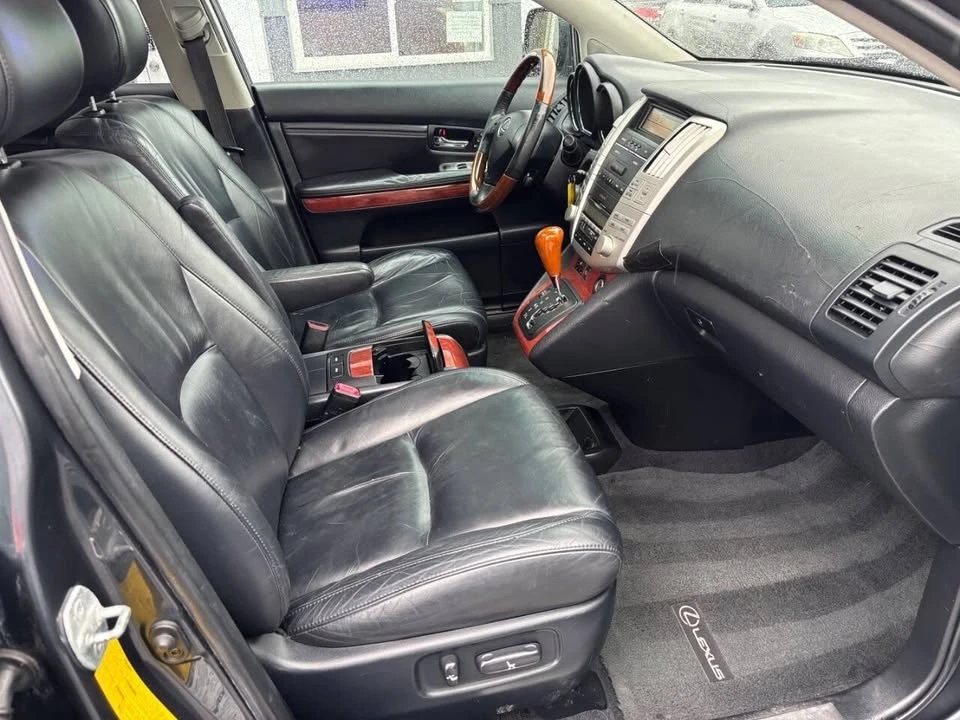 2004 Lexus RX 2nd Gen - Image 14 of 19