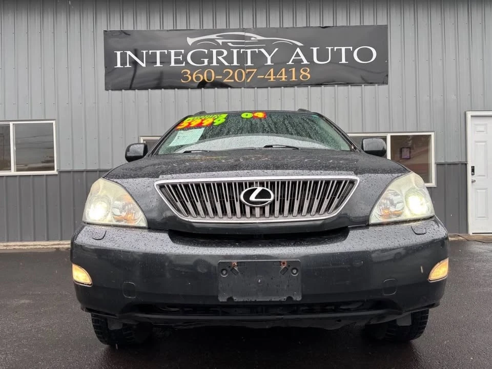 2004 Lexus RX 2nd Gen - Image 12 of 19