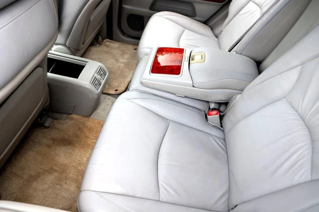 2004 Lexus RX 2nd Gen - Image 10 of 18