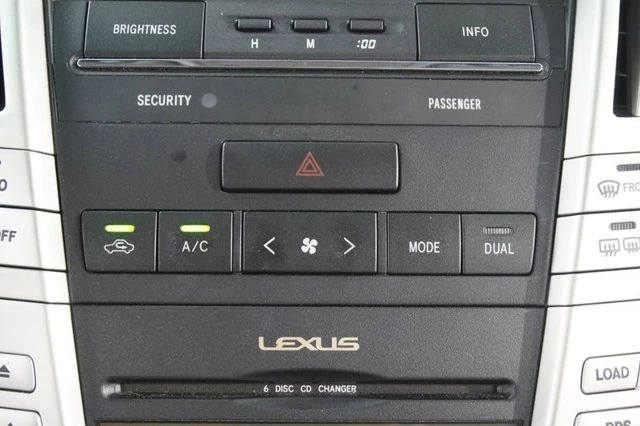 2004 Lexus RX 2nd Gen - Image 18 of 19
