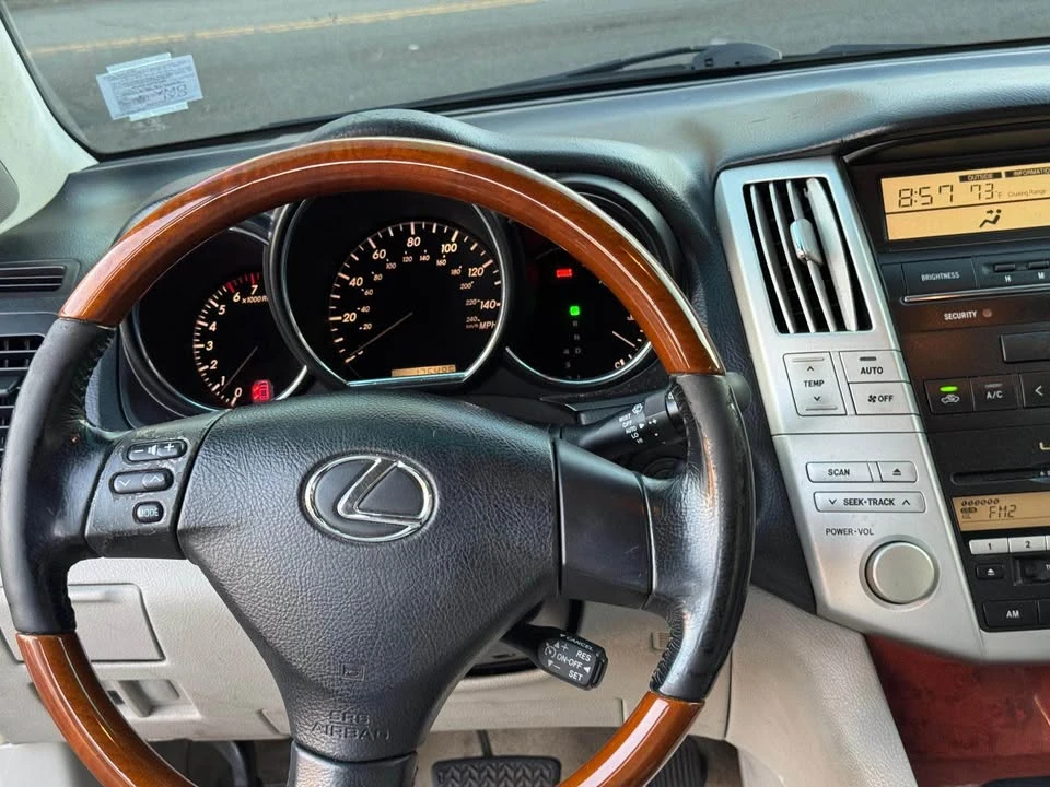 2004 Lexus RX 2nd Gen - Image 2 of 8