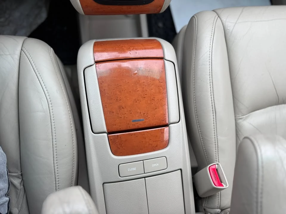 2004 Lexus RX 2nd Gen - Image 15 of 17