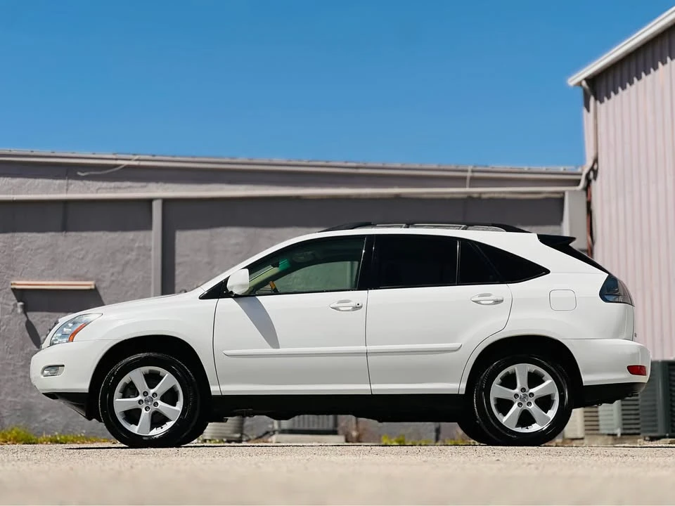2004 Lexus RX 2nd Gen - Image 2 of 20