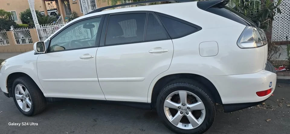 2004 Lexus RX 2nd Gen - Image 4 of 8