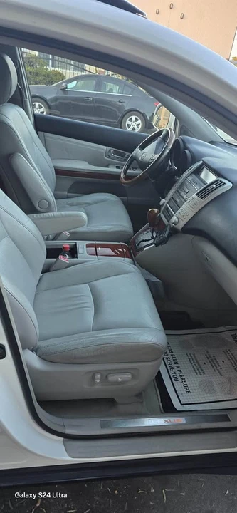 2004 Lexus RX 2nd Gen - Image 6 of 8