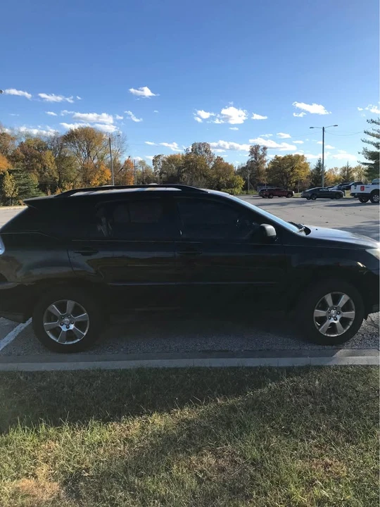 2004 Lexus RX 2nd Gen - Image 4 of 14