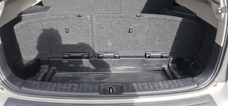 2004 Lexus RX 2nd Gen - Image 15 of 20
