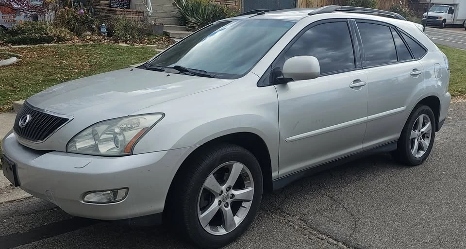 2004 Lexus RX 2nd Gen - Image 4 of 20