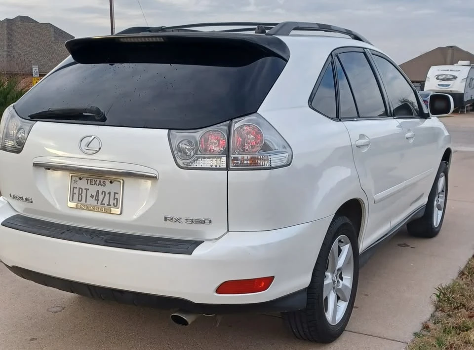 2004 Lexus RX 2nd Gen - Image 5 of 20