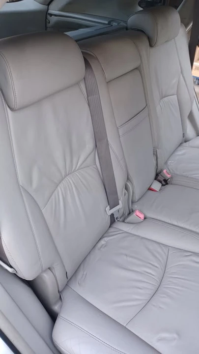 2004 Lexus RX 2nd Gen - Image 14 of 20