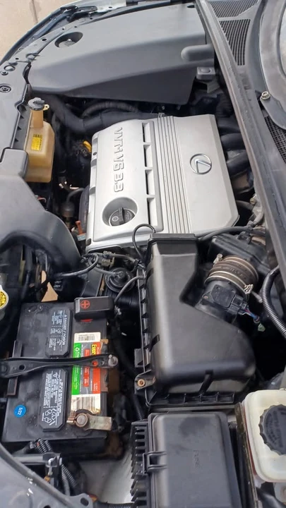 2004 Lexus RX 2nd Gen - Image 7 of 20
