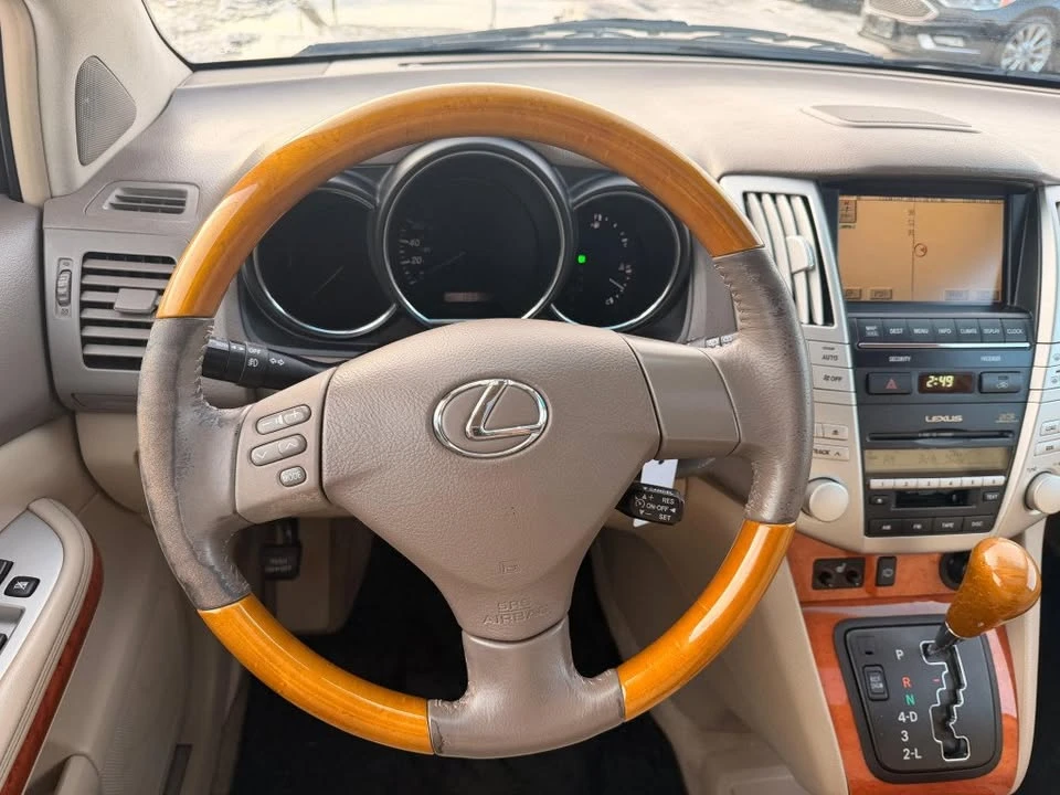 2004 Lexus RX 2nd Gen - Image 10 of 16
