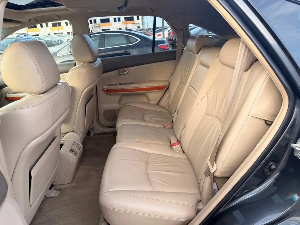 2004 Lexus RX 2nd Gen - Image 14 of 16
