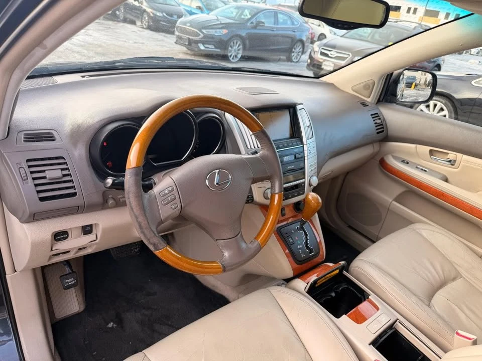 2004 Lexus RX 2nd Gen - Image 8 of 16