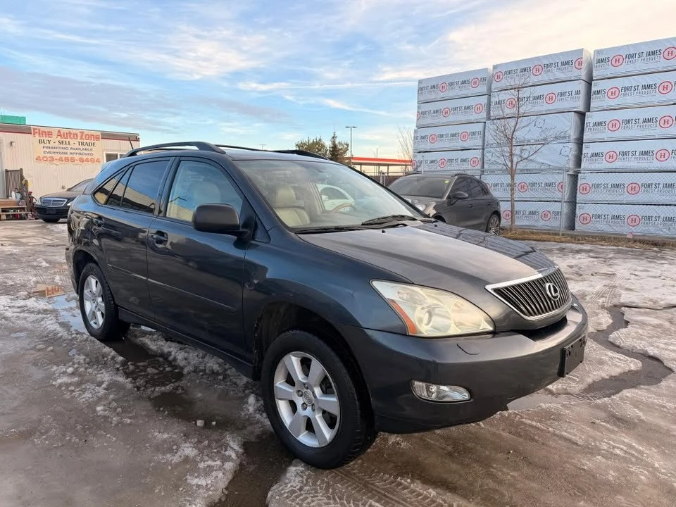 2004 Lexus RX 2nd Gen - Image 3 of 16
