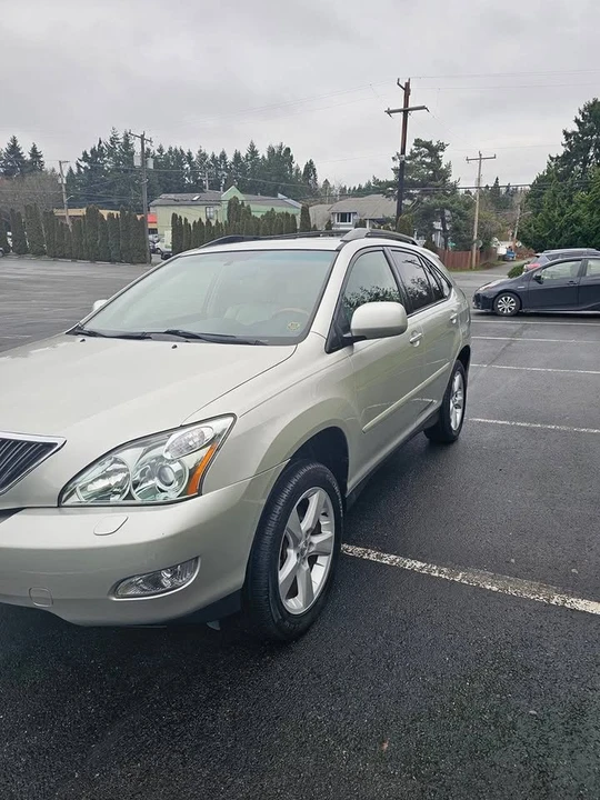 2004 Lexus RX 2nd Gen - Image 6 of 16