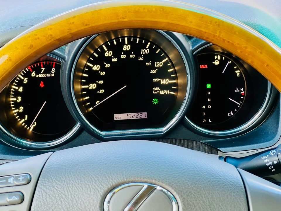 2004 Lexus RX 2nd Gen - Image 5 of 19