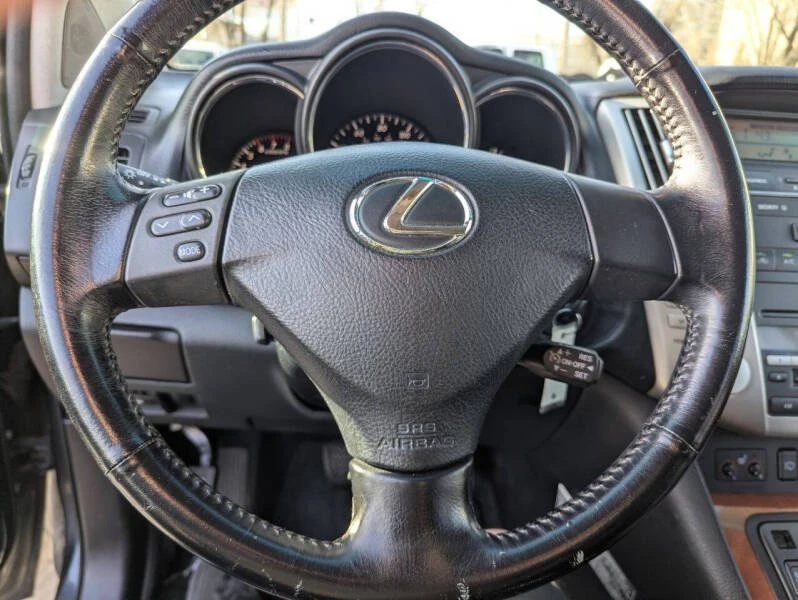 2004 Lexus RX 2nd Gen - Image 12 of 19