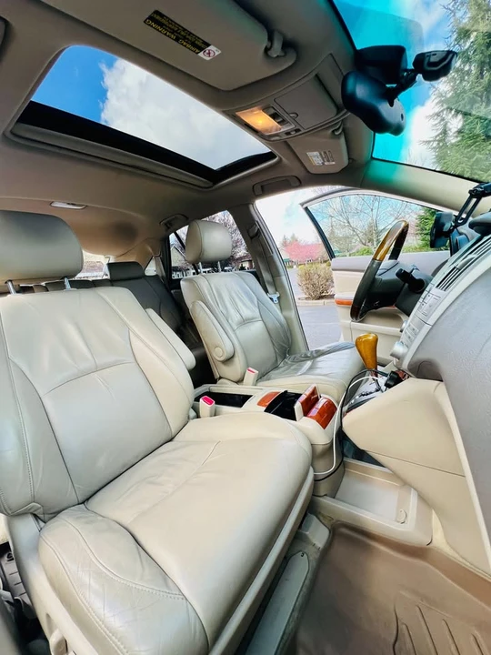 2004 Lexus RX 2nd Gen - Image 10 of 19