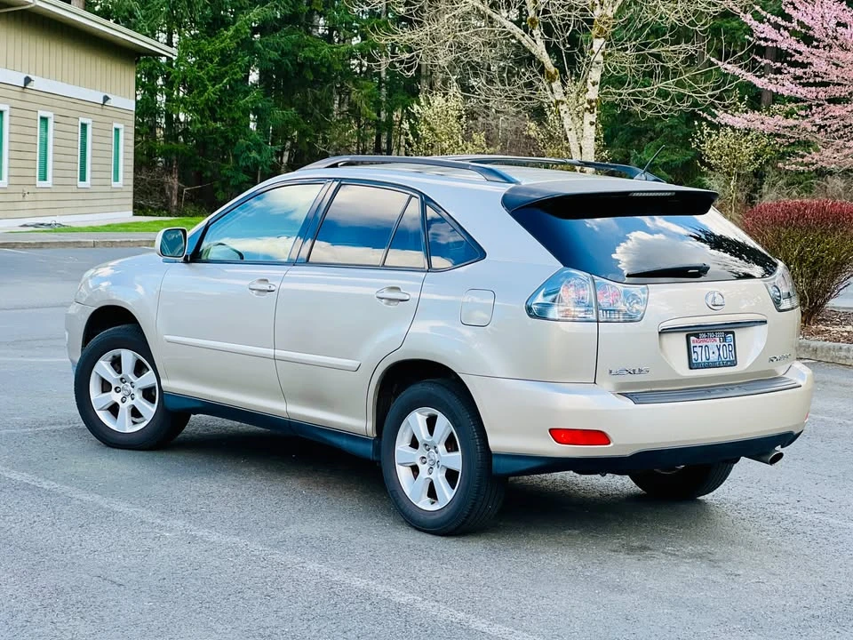 2004 Lexus RX 2nd Gen - Image 3 of 19