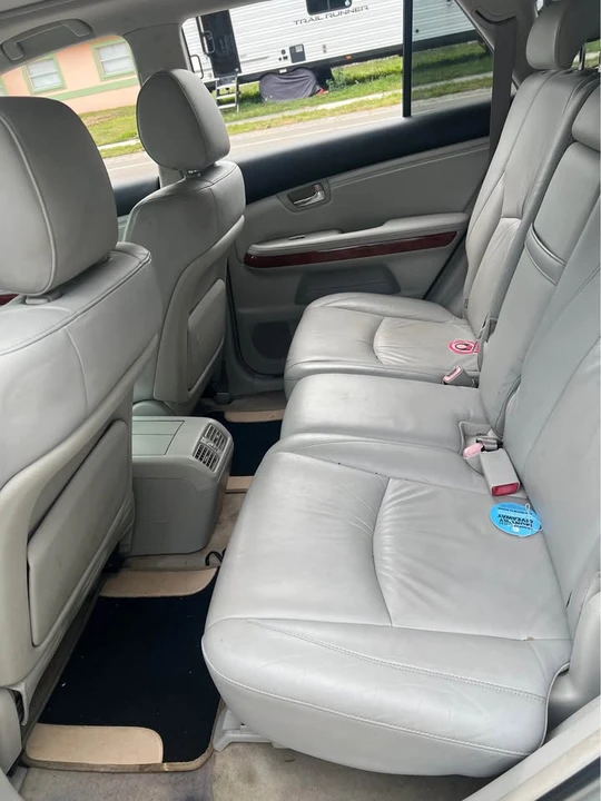 2004 Lexus RX 2nd Gen - Image 15 of 20