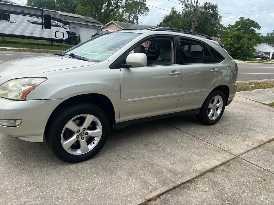 2004 Lexus RX 2nd Gen - Image 7 of 20