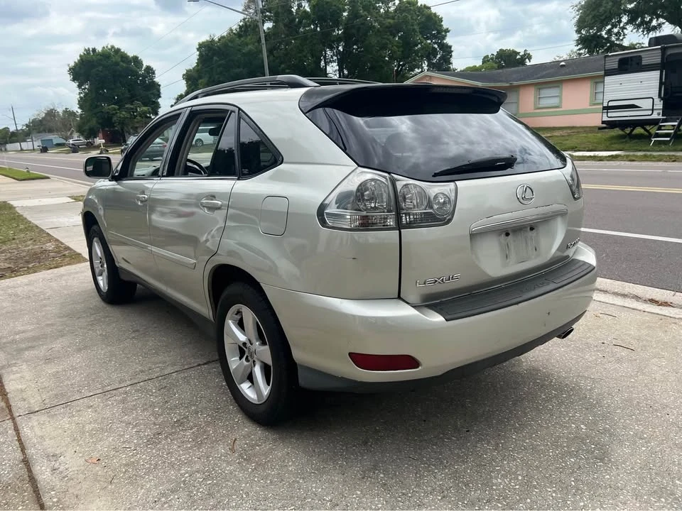 2004 Lexus RX 2nd Gen - Image 4 of 20