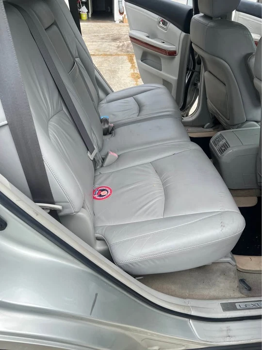 2004 Lexus RX 2nd Gen - Image 10 of 20