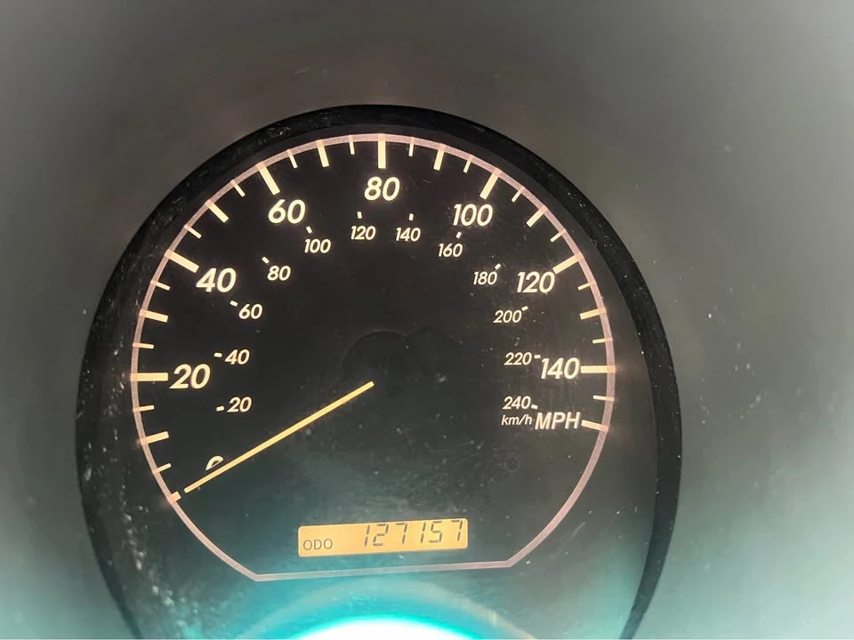 2004 Lexus RX 2nd Gen - Image 19 of 20