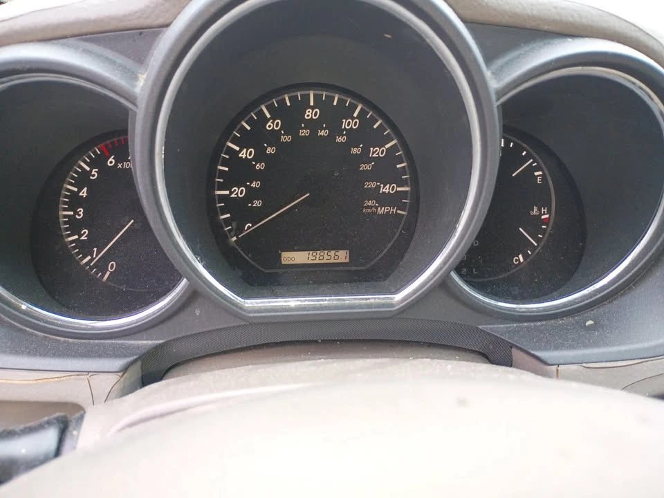 2004 Lexus RX 2nd Gen - Image 13 of 13