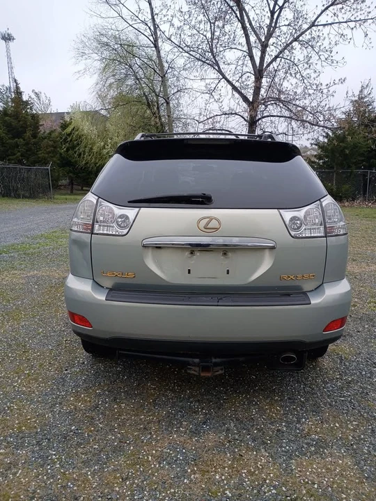 2004 Lexus RX 2nd Gen - Image 4 of 13