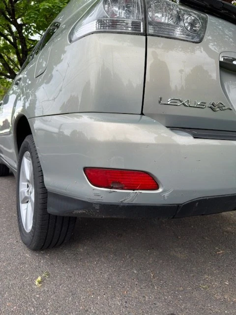 2004 Lexus RX 2nd Gen - Image 11 of 15