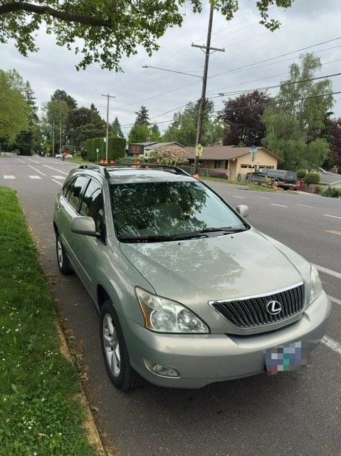 2004 Lexus RX 2nd Gen - Image 13 of 15