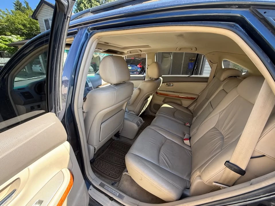 2004 Lexus RX 2nd Gen - Image 7 of 11