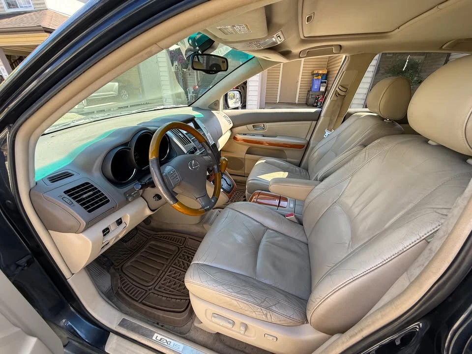 2004 Lexus RX 2nd Gen - Image 5 of 11