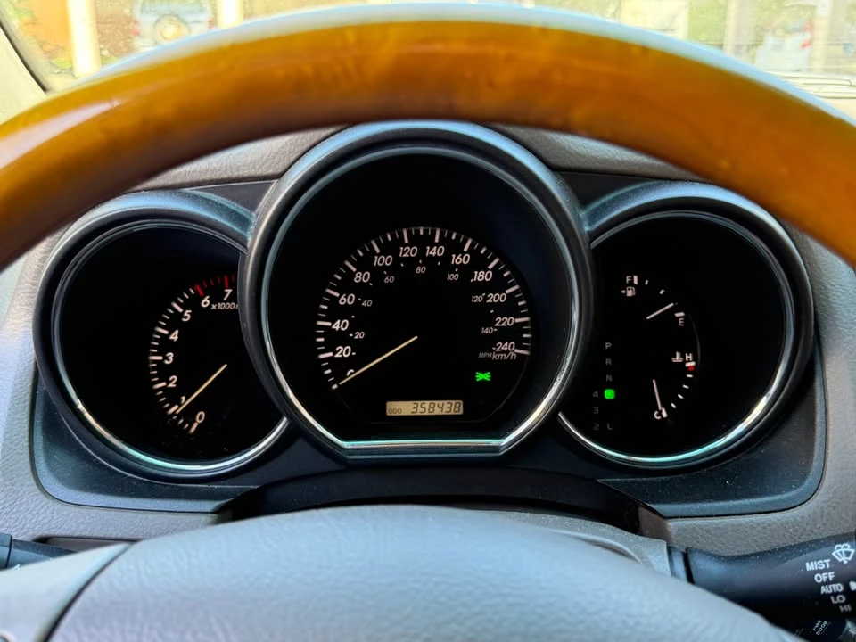 2004 Lexus RX 2nd Gen - Image 11 of 11