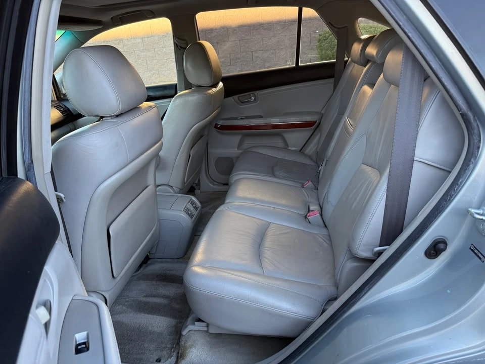 2004 Lexus RX 2nd Gen - Image 12 of 15