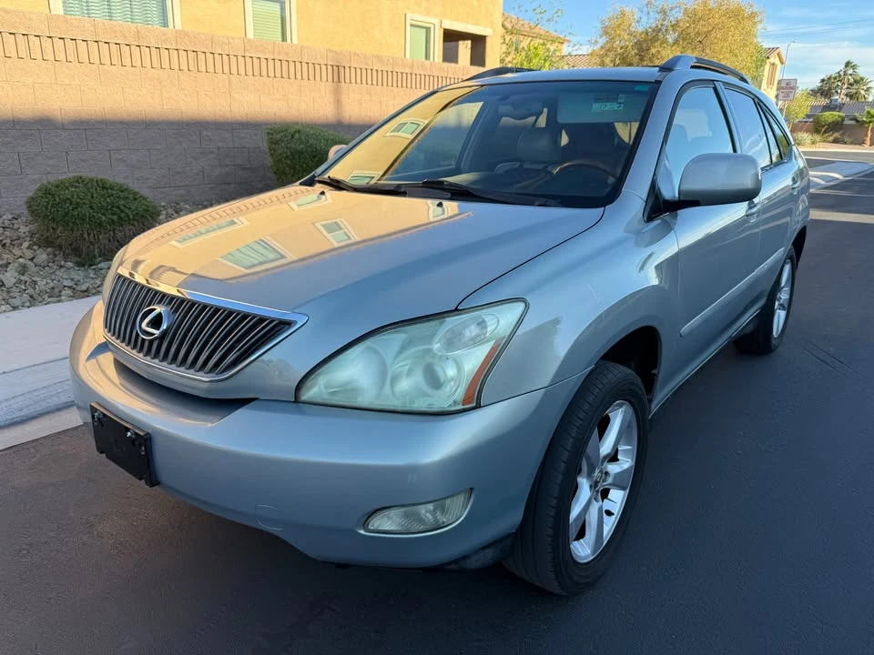 2004 Lexus RX 2nd Gen - Image 2 of 15
