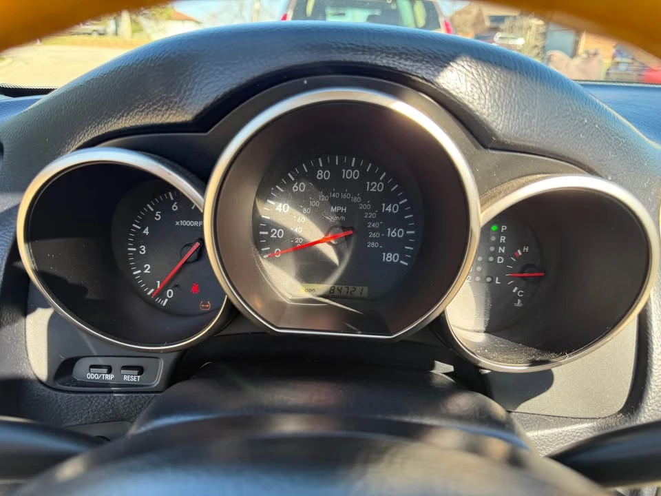 2004 Lexus SC430 - Image 5 of 11