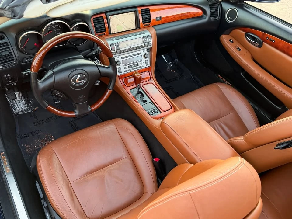 2004 Lexus SC430 - Image 13 of 19