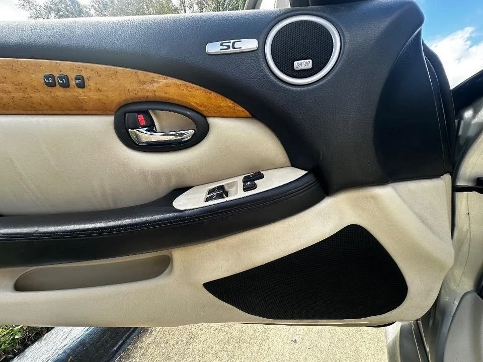 2004 Lexus SC430 - Image 15 of 20