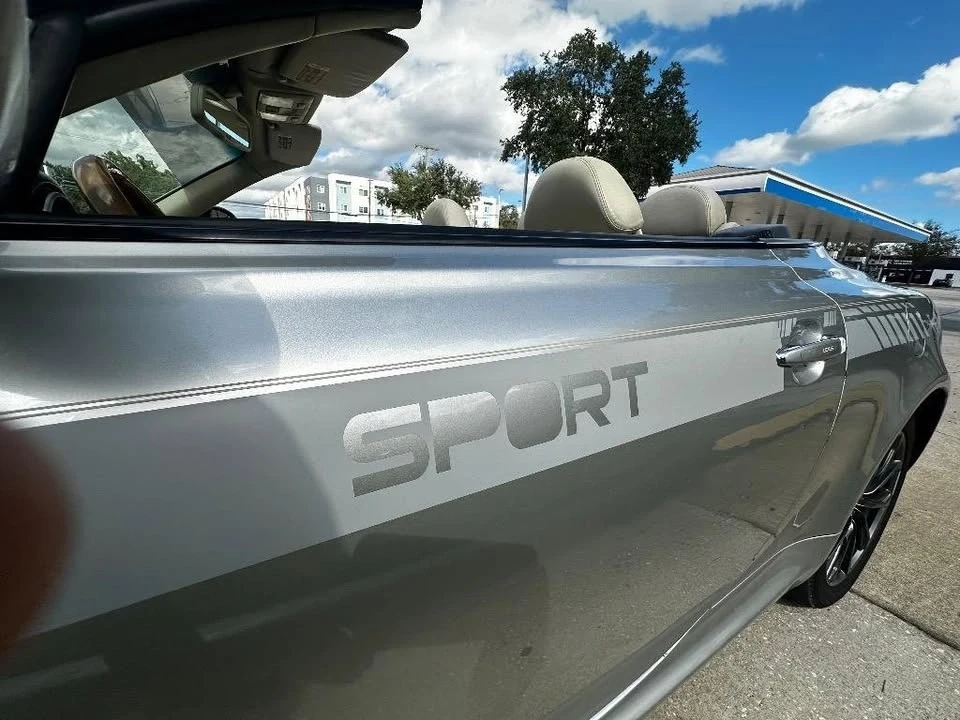 2004 Lexus SC430 - Image 10 of 20