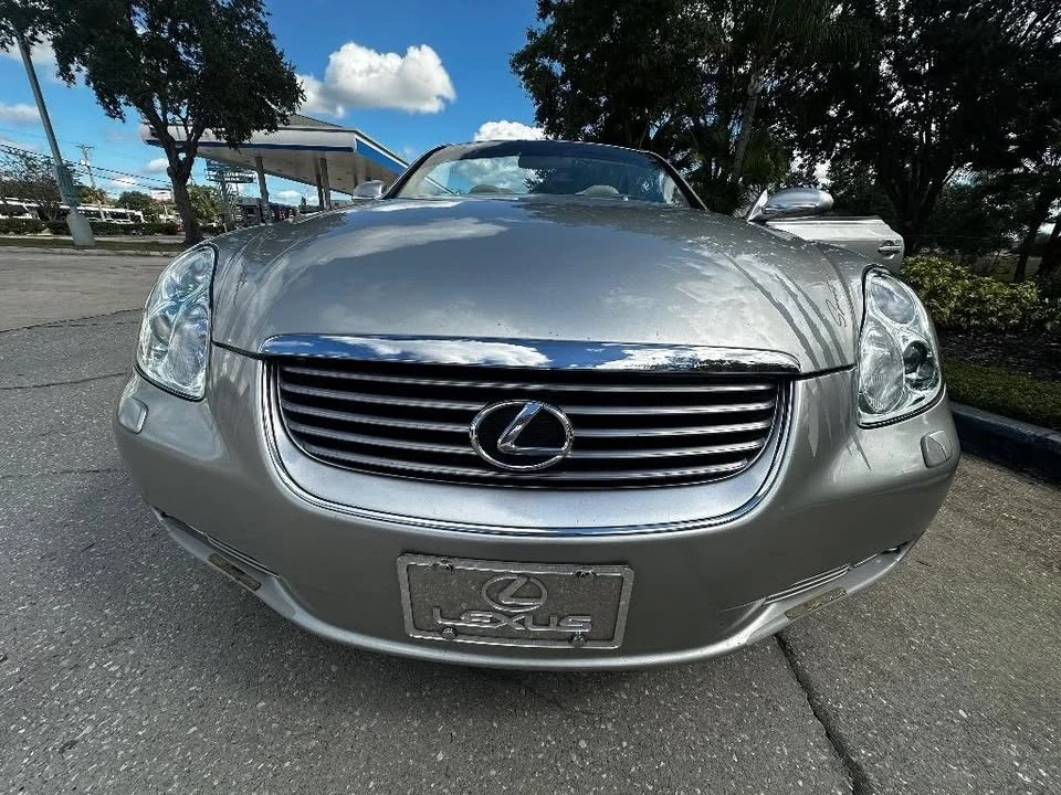 2004 Lexus SC430 - Image 11 of 20