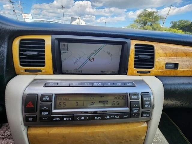 2004 Lexus SC430 - Image 17 of 20