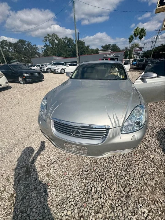 2004 Lexus SC430 - Image 2 of 10